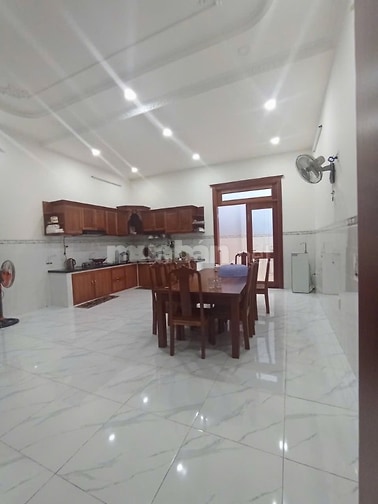 Trục đường chính Nguyễn Thị Định -Lê Đình Quản, đường 2 ô tô tránh