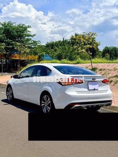 Kia Cerato 2018 1.6 AT Bản Full Trắng