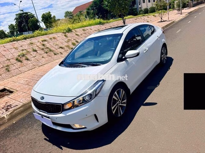 Kia Cerato 2018 1.6 AT Bản Full Trắng