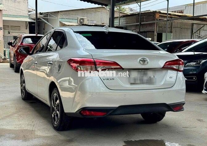Toyota Vios G Cao cấp 2024 Trắng 11.000km