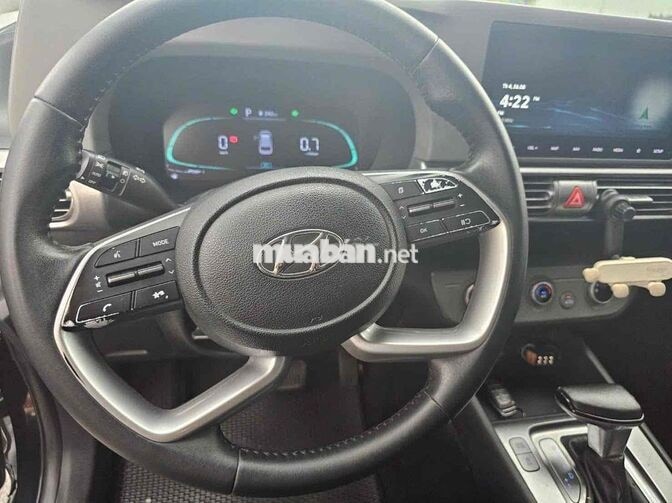 Hyundai Stargazer Đặc biệt Số tự động