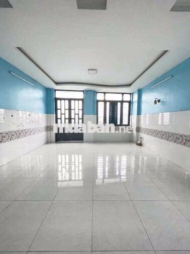 Nhà 5 tầng diện tích khủng 5x15 hẻm xe tải gần Aeon chỉ 5.6 tỷ gấp bán
