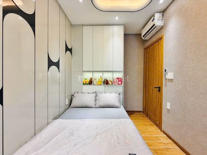 Nhà ngộp hẻm xe hơi - 4 tỷ 290 Đ. Thống Nhất, Gò Vấp - DT 48 m2