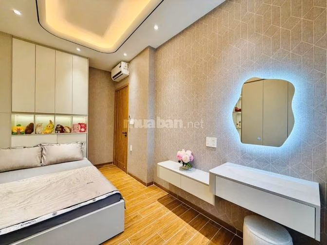 Nhà ngộp hẻm xe hơi - 4 tỷ 290 Đ. Thống Nhất, Gò Vấp - DT 48 m2