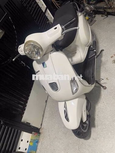 Piaggio Vespa LX 125 3Vie 2015 Trắng