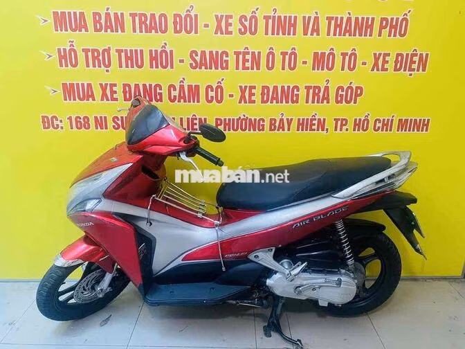 Honda Air Blade 110Fi biển số thành phố