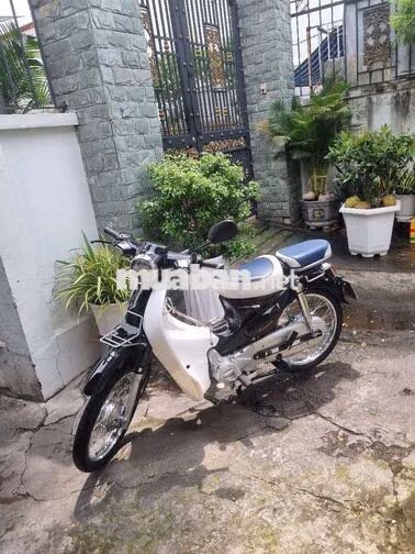 Xe máy Super Cub 50cc Đài Loan Đen, Trắng, Xanh