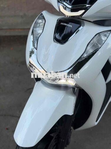 Honda SH 125 2020 Trắng 18000 km Tự động