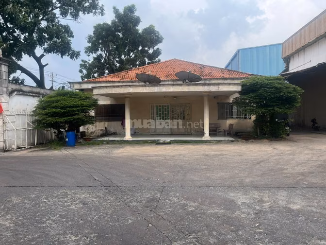 Cho thuê nhà xưởng + văn phòng tại KCN Sóng Thần 2, Dĩ An, Bình Dương