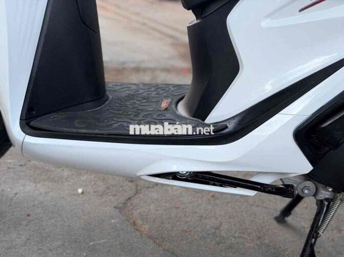 Honda SH 125 2020 Trắng 18000 km Tự động