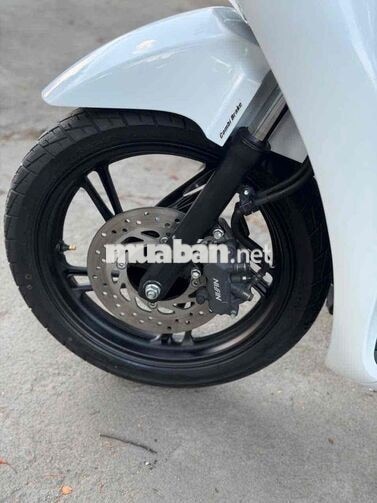 Honda SH 125 2020 Trắng 18000 km Tự động