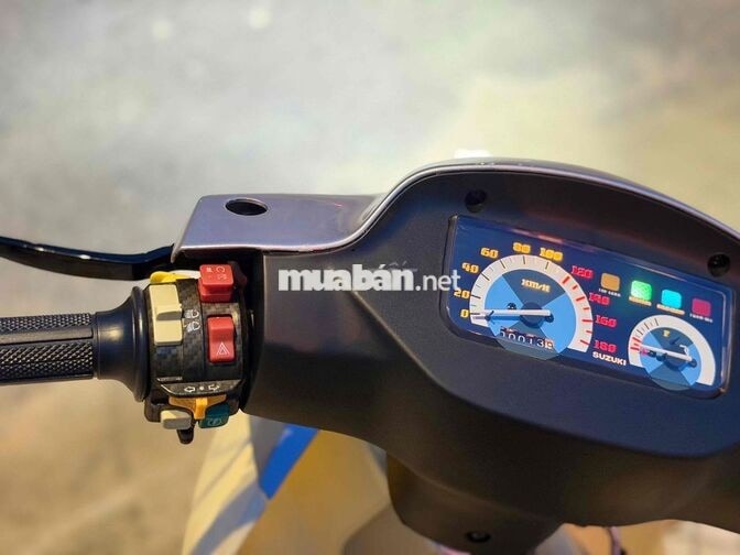 Xìpo 2002 máy 120 6 số màu bạc pót chơ mới 90%