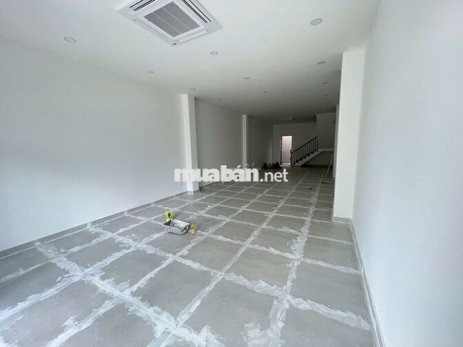Cho thuê nhà mặt phố Cityland hoàn thiện mới 100% có thang máy