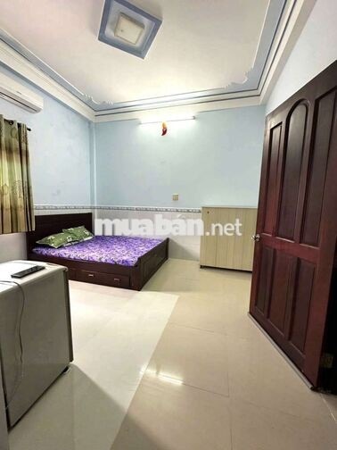 CHO THUÊ MINIHOUSE SẴN NỘI THẤT LỘ OTO KDC 586 GẦN CHỢ GIÁ 2.2TR/THÁNG