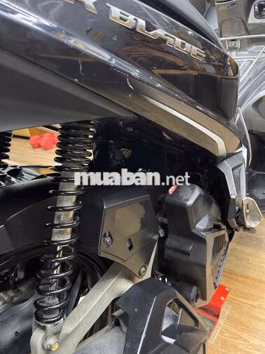 Honda Airblade dàn áo đẹp, máy bao zin. odo 38k