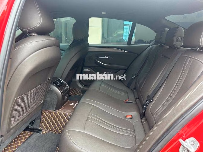 VinFast Lux A2.0 Turbo Đỏ