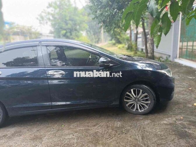 Honda City 2017 Xanh đen Việt Nam