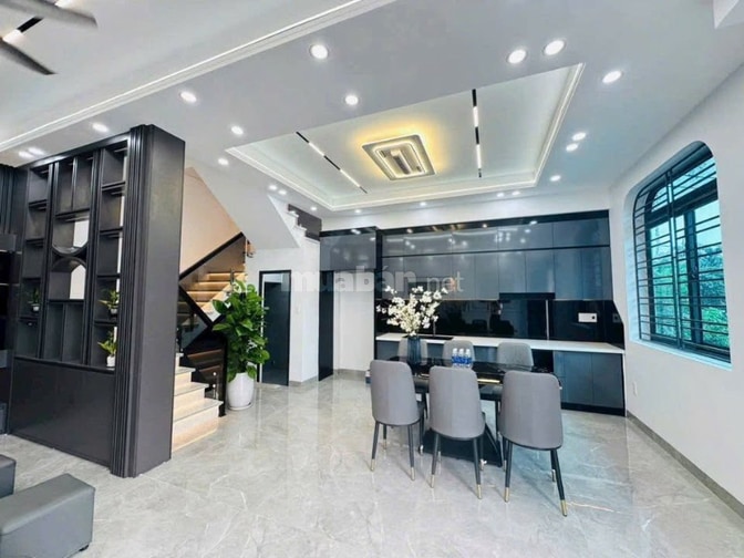 Nhà mới 3 tầng full nội thất, xây độc lập, ngõ ô tô Kiều Trung, AD,HP