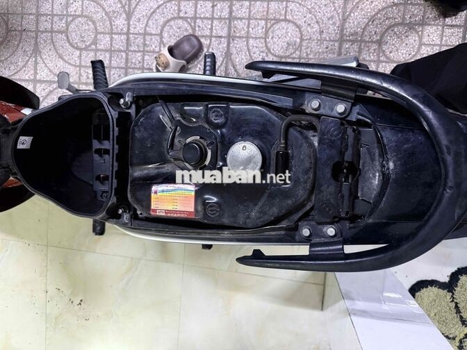 Honda Blade 110 Cam đen Nữ