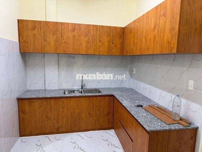 NHÀ ĐẸP 140M2 - SÂN RỘNG ĐỂ 2 OTO - GẦN CHUNG CƯ TAM PHÚ, THỦ ĐỨC