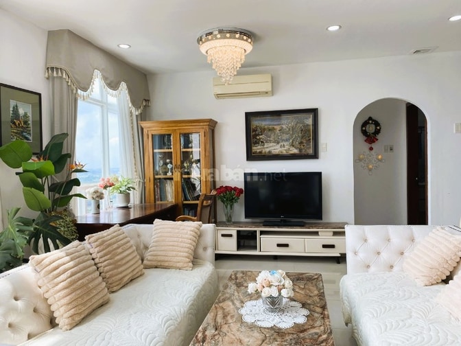 Penthouse New Saigon 300m2 bán nhanh giá 7,6 tỷ