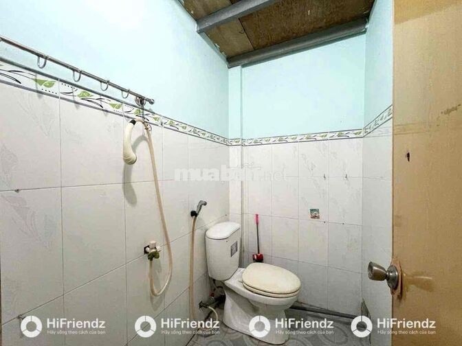 Dãy trọ 1 trệt 1 lầu - bancol . chỉ tính điện, nước