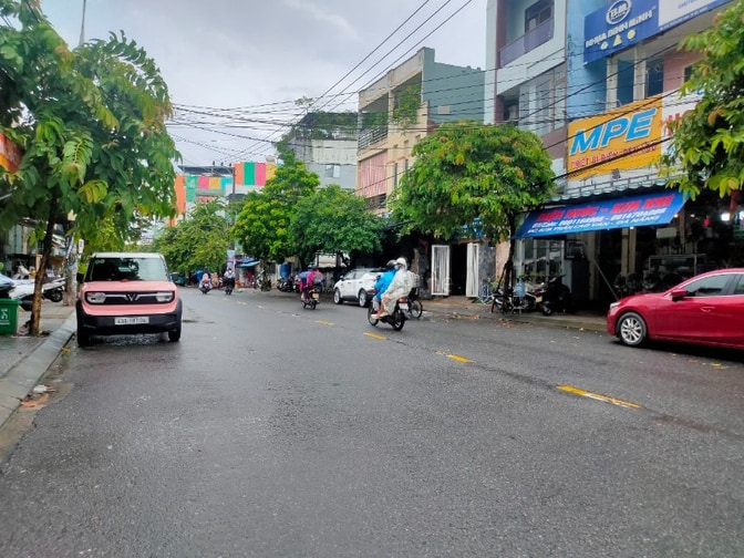 CHO THUÊ NHÀ 3 TẦNG MẶT TIỀN TRẦN CAO VÂN ..KINH DOANH SẦM UẤT