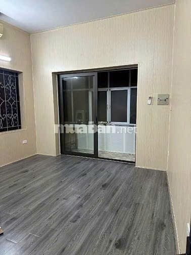 Cho Thuê nhà riêng DT 40m x 3 tầng Gồm 2 ngủ sửa đẹp Gần Phố Bạch Mai