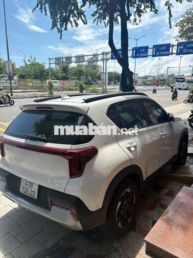 Kia Sonet 2025 Trắng