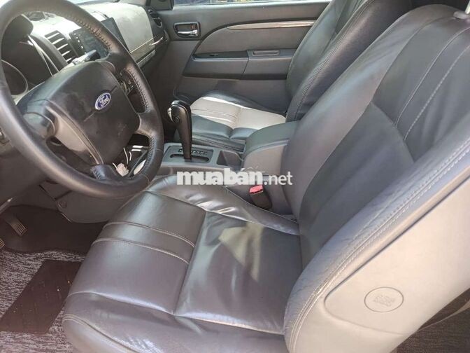 Ford Everest Limited 2014 Dầu Tự động 26 vạn Xám