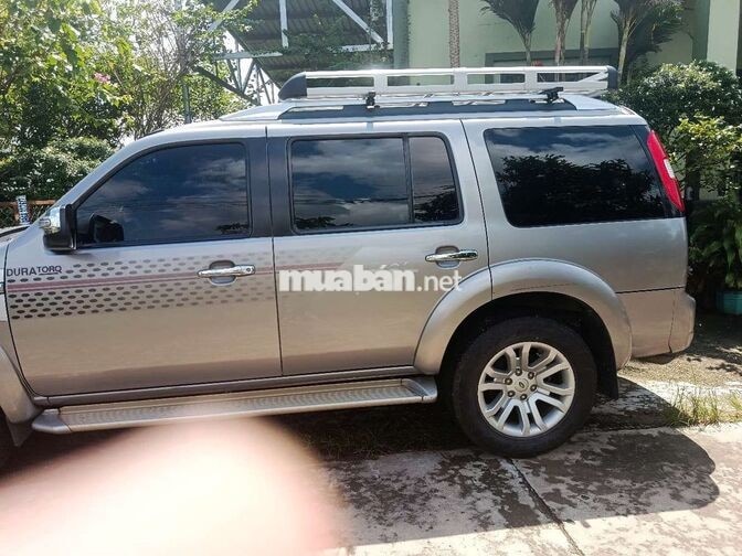 Ford Everest Limited 2014 Dầu Tự động 26 vạn Xám