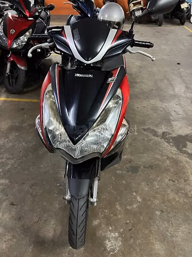 Xe AB 2011 dư cần bán cho anh em cần đi lại, không chính chủ