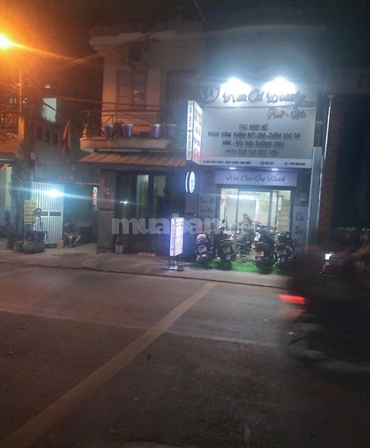 Mặt tiền 3 tầng 24 Bùi Công Trừng cho thuê chỉ 7 triệu/ tháng