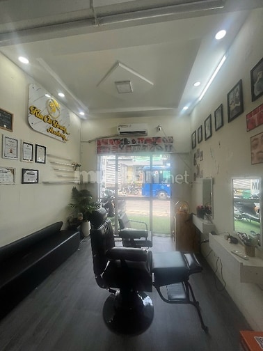 32m2 đúc 3 tầng mặt tiền Bùi Công Trừng chỉ 1,95 tỷ 