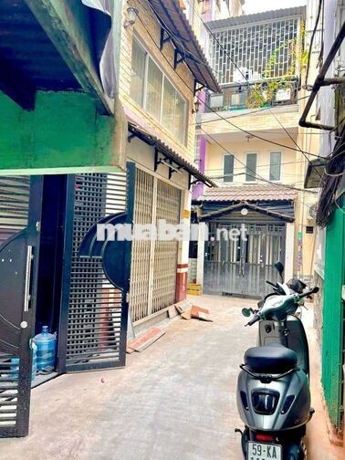NHÀ  GIÁ TỐT  . HẺM  3.5M . KHU VỰC QUẬN  6