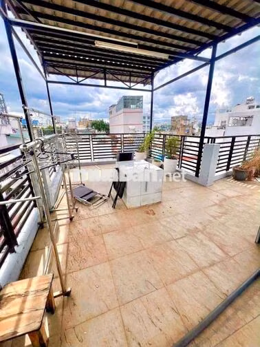NHÀ  GIÁ TỐT  . HẺM  3.5M . KHU VỰC QUẬN  6