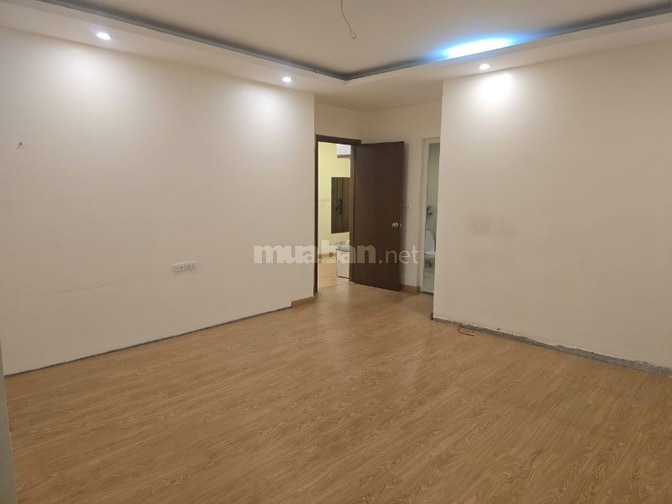 Cho thuê căn hộ 3PN CC Gelexia 885 Tam Trinh
