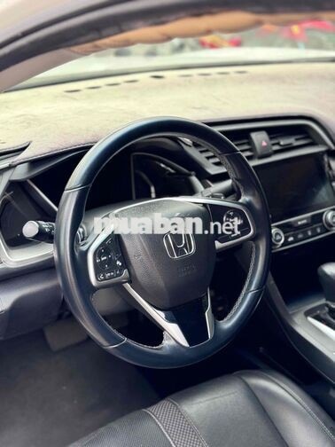 Honda Civic Trắng Số tự động 5 chỗ Xăng