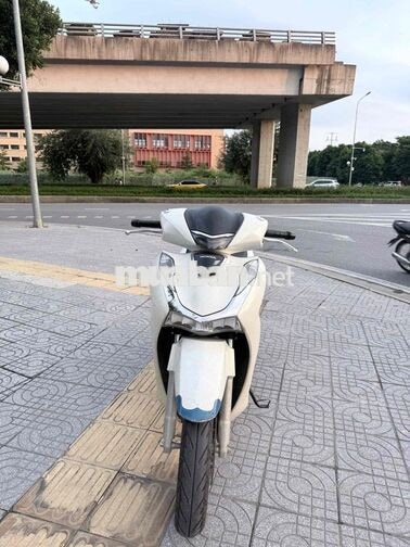 Honda SH125i 2024 Trắng 17000 km