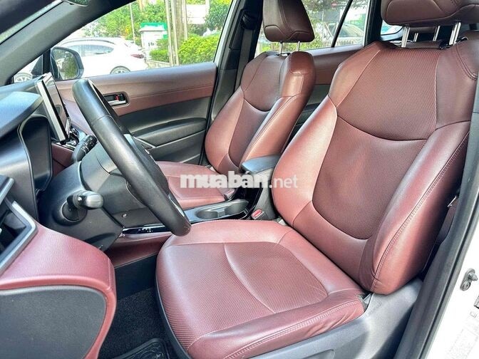 Toyoya Hà Đông bán Corrola Cross 1.8G- 2022 3,3vkm