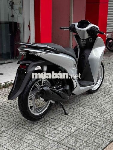 Honda SH 160i ABS 2026 Bạc poscher