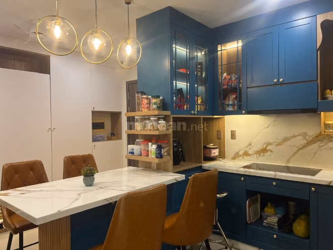 Cần bán CH Chung cư 2PN, 2WC nội thất mới, đầy đủ, cao cấp