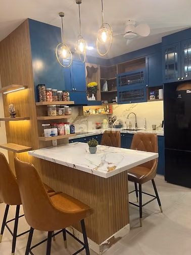 Cần bán CH Chung cư 2PN, 2WC nội thất mới, đầy đủ, cao cấp