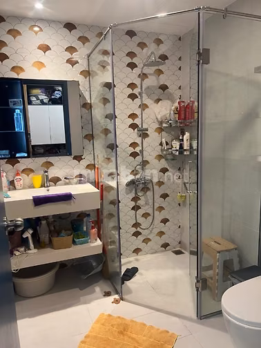 Cần bán CH Chung cư 2PN, 2WC nội thất mới, đầy đủ, cao cấp