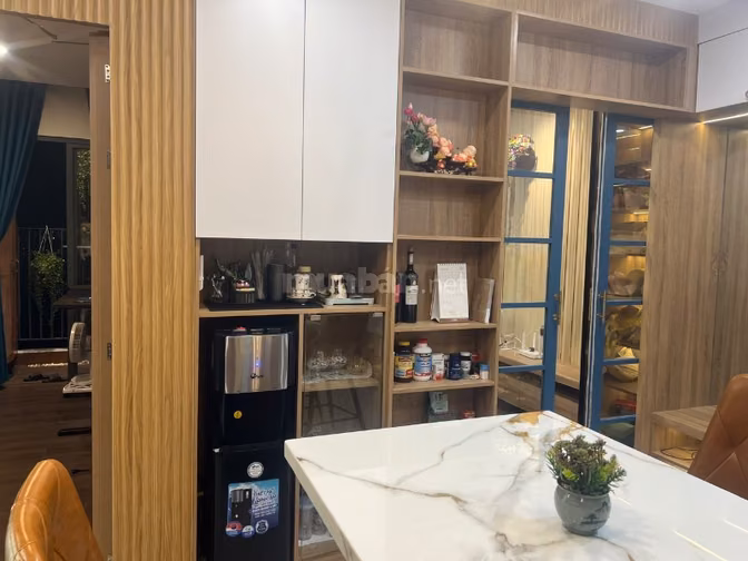Cần bán CH Chung cư 2PN, 2WC nội thất mới, đầy đủ, cao cấp
