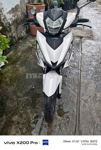 Bán winner v1 2019 trắng đen odo 38.000
