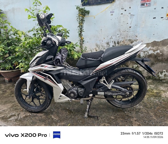 Bán winner v1 2019 trắng đen odo 38.000