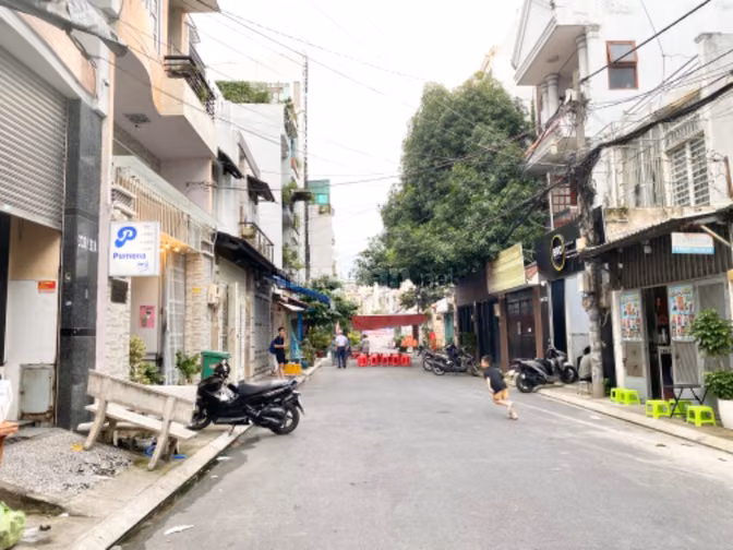 Nguyễn Thái Bình - 65m2 - KD Tự Do