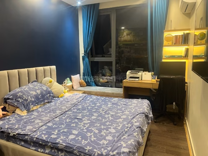 Cần bán CH Chung cư 2PN, 2WC nội thất mới, đầy đủ, cao cấp