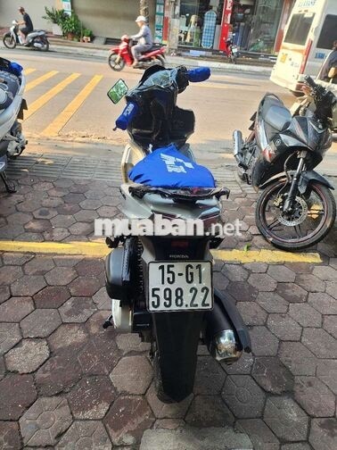 Honda Airblade Trắng
